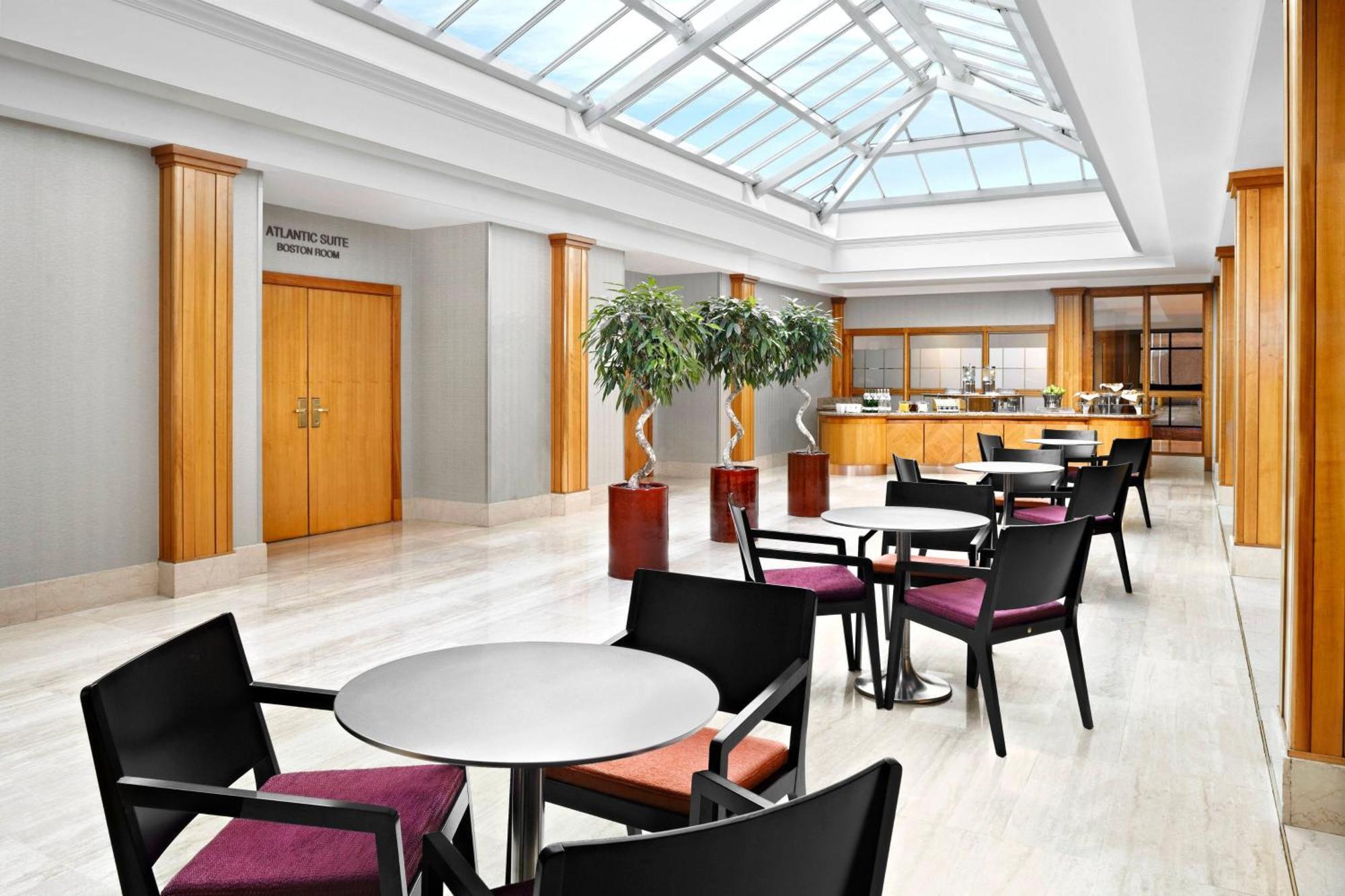 Sheraton Skyline London Heathrow